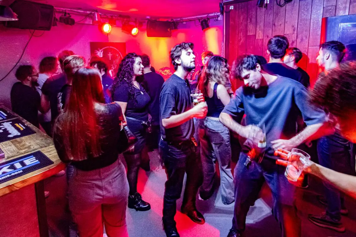 KEUZESTRESS: STEMBUREAU HET VLIEGENDE PAARD