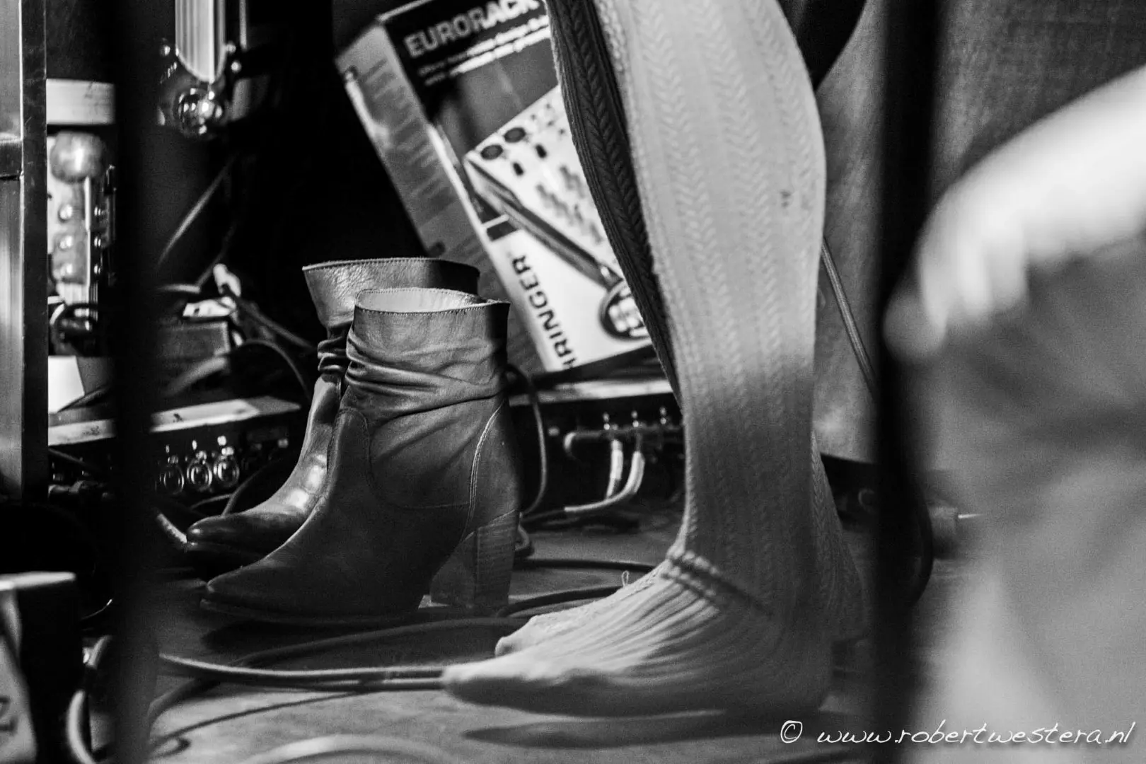 CHANTAL ACDA / DEZ MONA