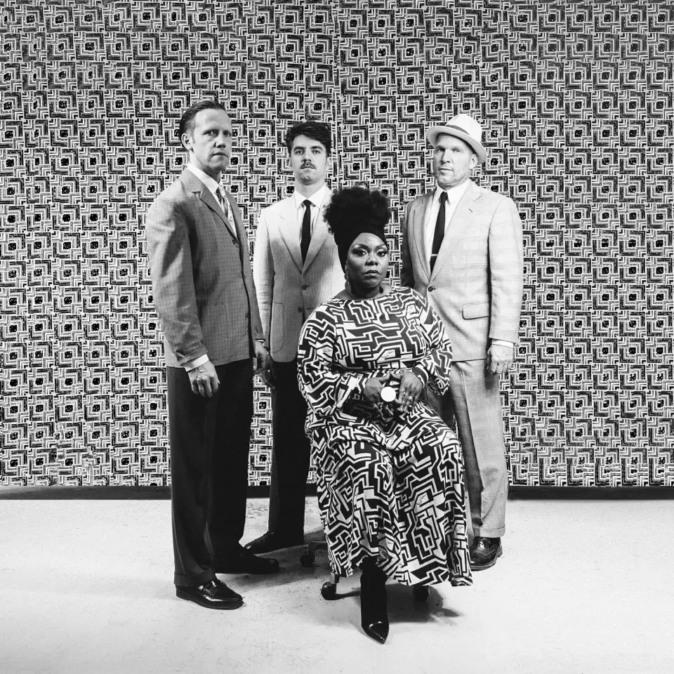 MICHELLE DAVID & THE TRUE-TONES