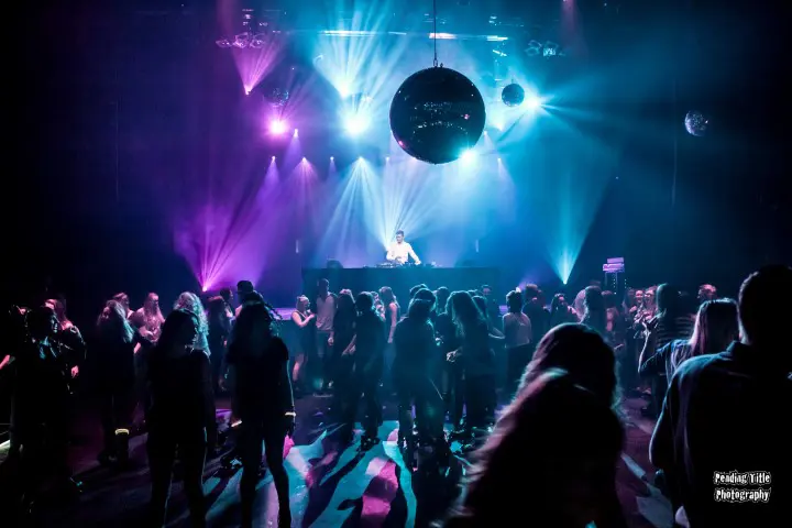 ROLLERDISCO KONINGSNACHT