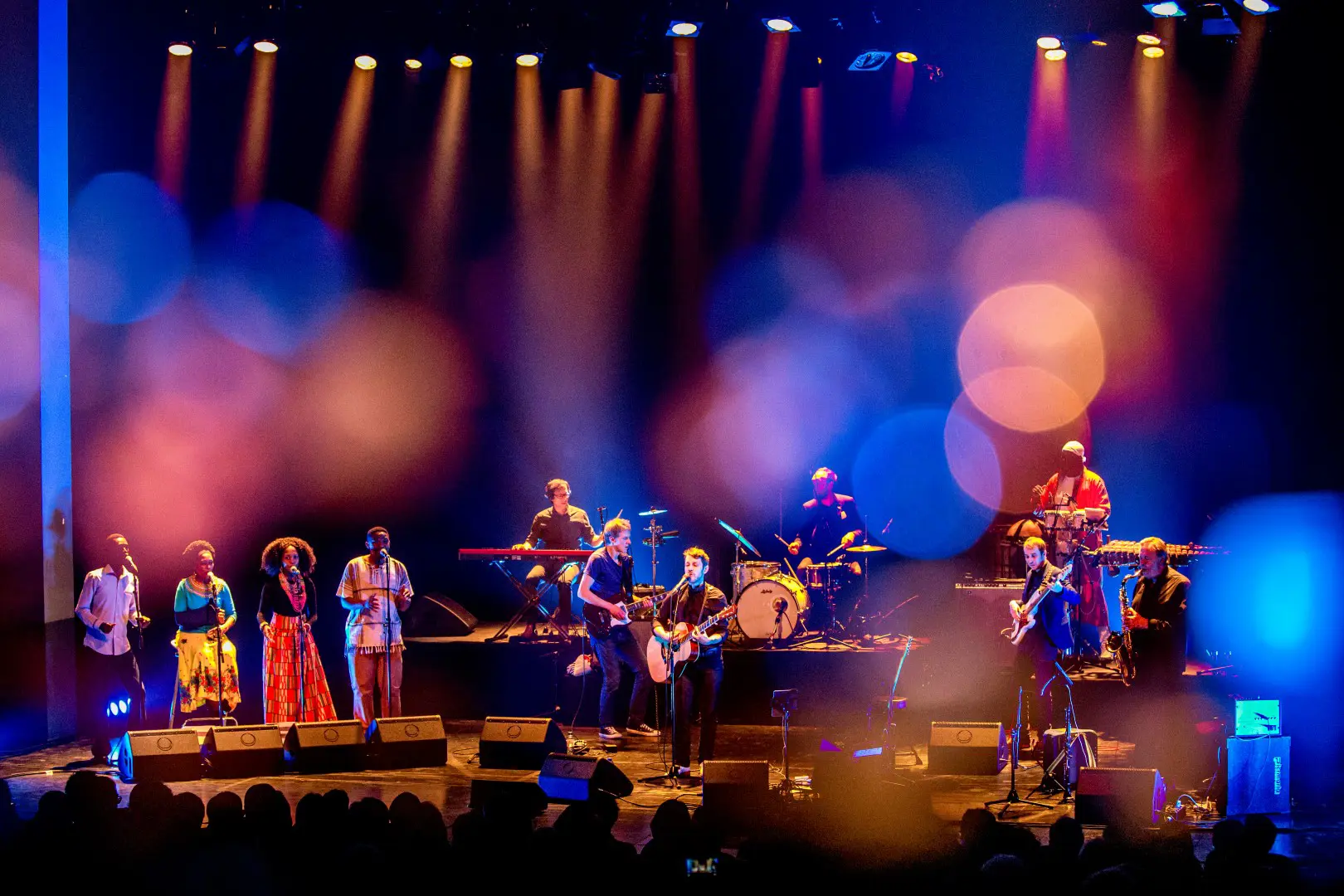 SIOEN PLAYS GRACELAND