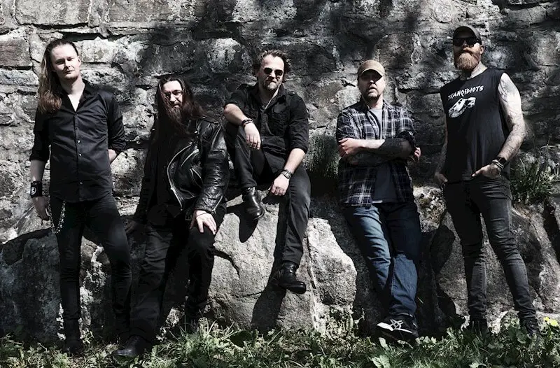 HEDON ZWAAR PRESENTS: IN THE WOODS...